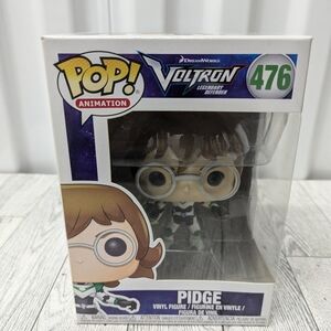Funko  476 Voltron Pidge Pop Vinyl Figure with Green and White Suit